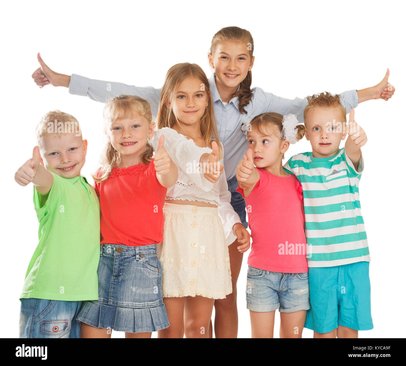Gruppe von glücklichen Kindern, Daumen hoch Stockfoto