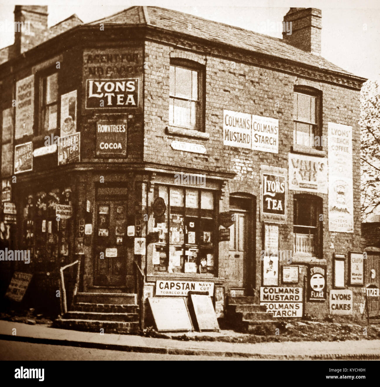 Der Kiosk an der Ecke, Camp Lane, Kings Norton 1900 Stockfoto