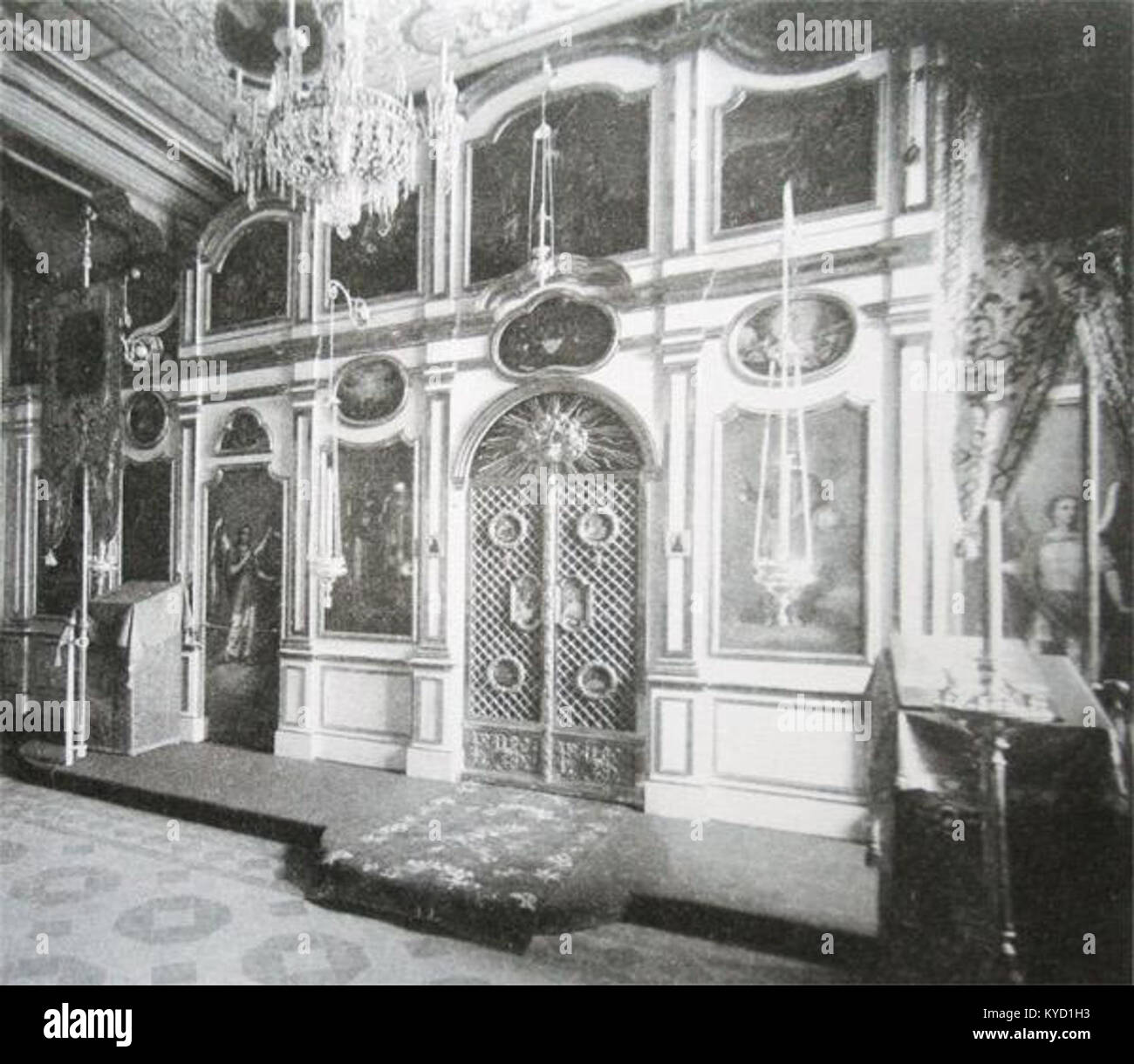 Die Peter-und-Paul-Kathedrale in St. Petersburg wurde im 18. Jahrhundert im Barockstil erbaut und ist hier in einem Bild aus den 1890er Jahren zu sehen, das ihre Größe und historische religiöse Architektur dokumentiert Stockfoto