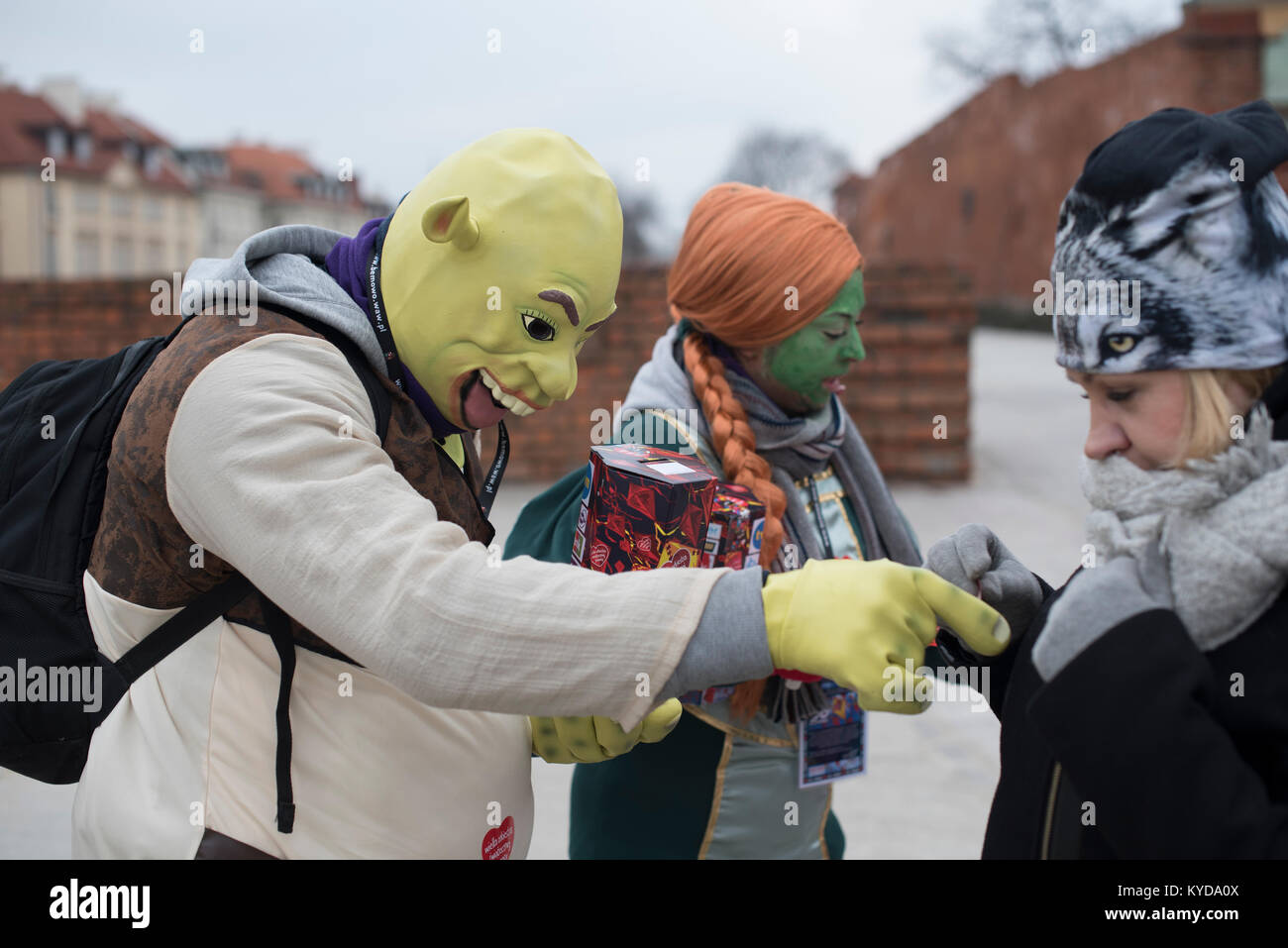 Warschau, Polen, 14. Januar 2018. 26. Letzten Großen Orchester der Weihnachten Nächstenliebe - WOSP. "Für den gleichen Zugang zu medizinischer Versorgung für alle Neugeborenen" in der 26. abschließende Teil 1694 Punkte, darunter 76 in der Welt in Ländern wie Großbritannien, Irland, Deutschland, Niederlande, Kanada, Frankreich, Norwegen, Belgien, Neuseeland, Australien, USA, Japan, der Republik Zypern, der Republik China, Spanien, Indonesien, Georgien, der Tschechischen Republik, Portugal. Stockfoto