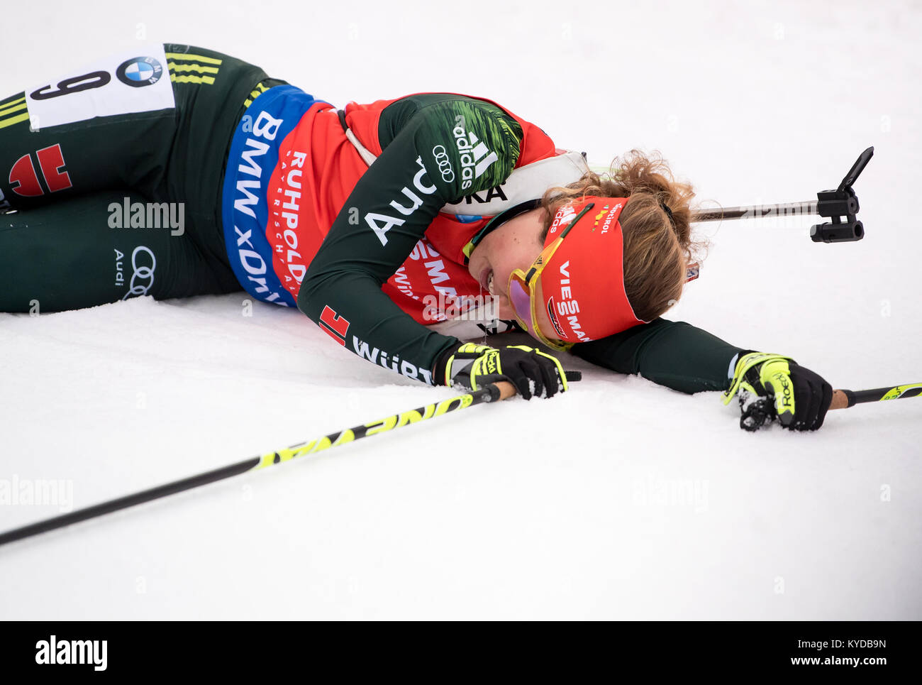 Liegender Biathlon Stockfotos und -bilder Kaufen - Alamy