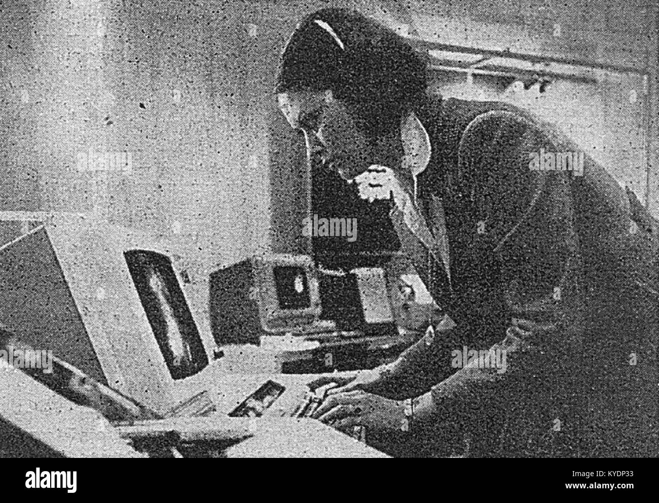 Das IBM System 7700, das in den späten 1960er Jahren eingeführt wurde, war ein elektronisches Datenverarbeitungssystem, das für industrielle und wissenschaftliche Anwendungen eingesetzt wurde und die frühen Entwicklungen in der Computerautomatisierung repräsentiert. Stockfoto