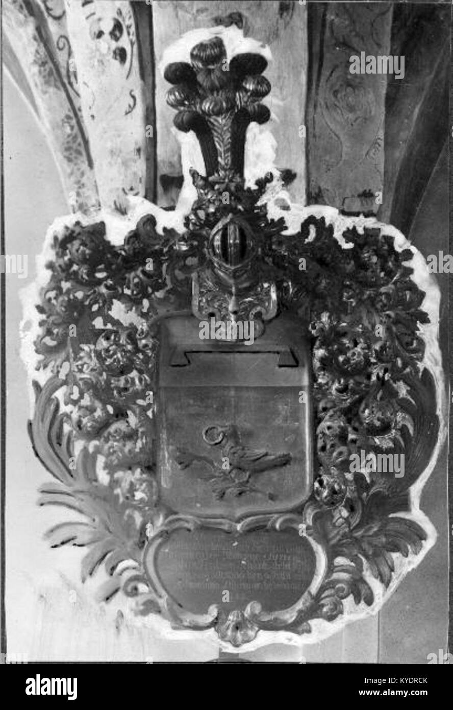 Die Täby Kirche in Täby, Schweden, ist eine gut erhaltene mittelalterliche Kirche, die sich durch ihr romanisches Design und die Fresken des Künstlers Albertus Pictor aus dem späten 15. Jahrhundert auszeichnet. Stockfoto