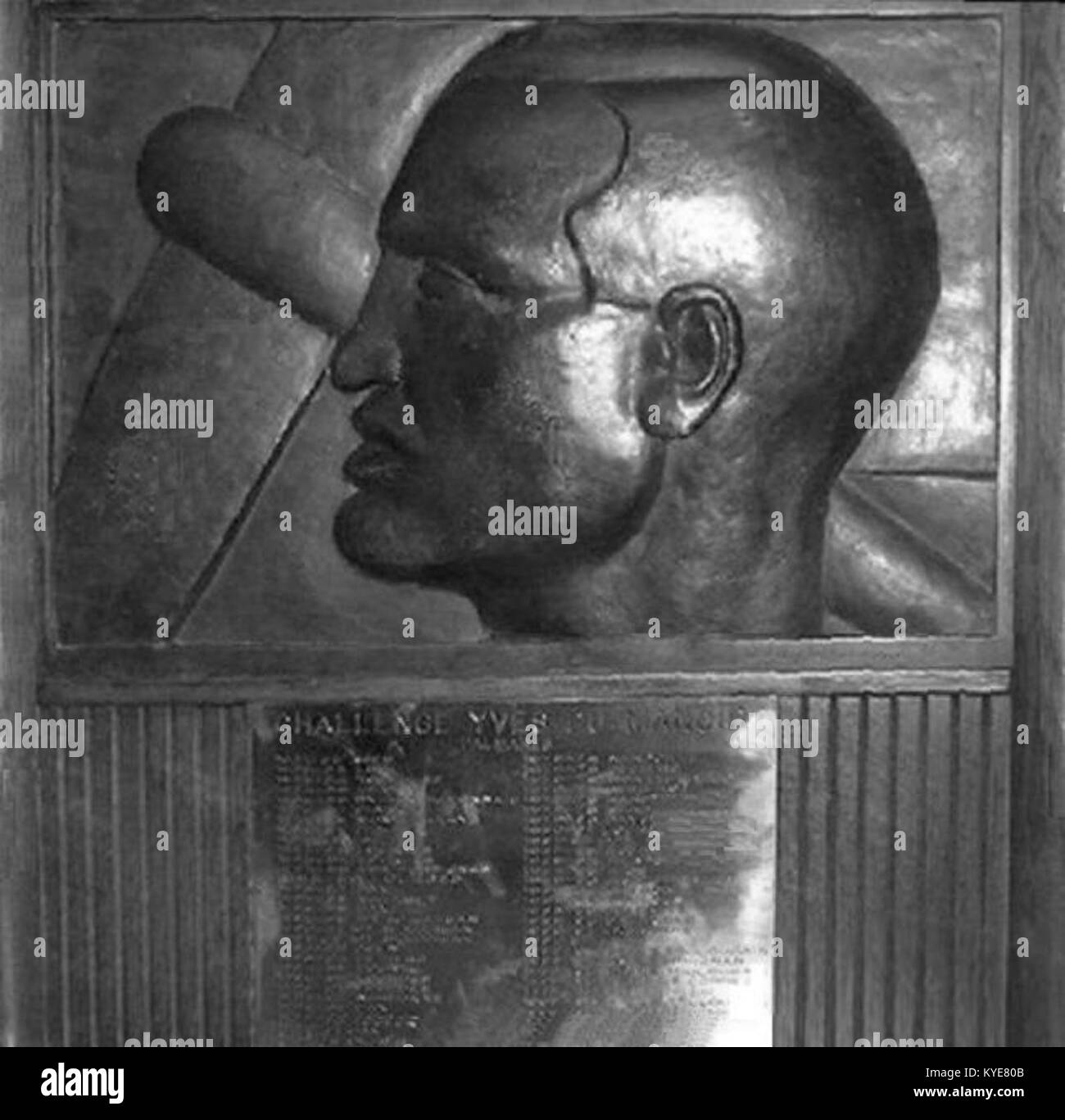 Die Trophée du Challenge Yves du Manoir ist ein französisches Rugby-union-Turnier, das zu Ehren von Yves du Manoir ins Leben gerufen wurde. Stockfoto