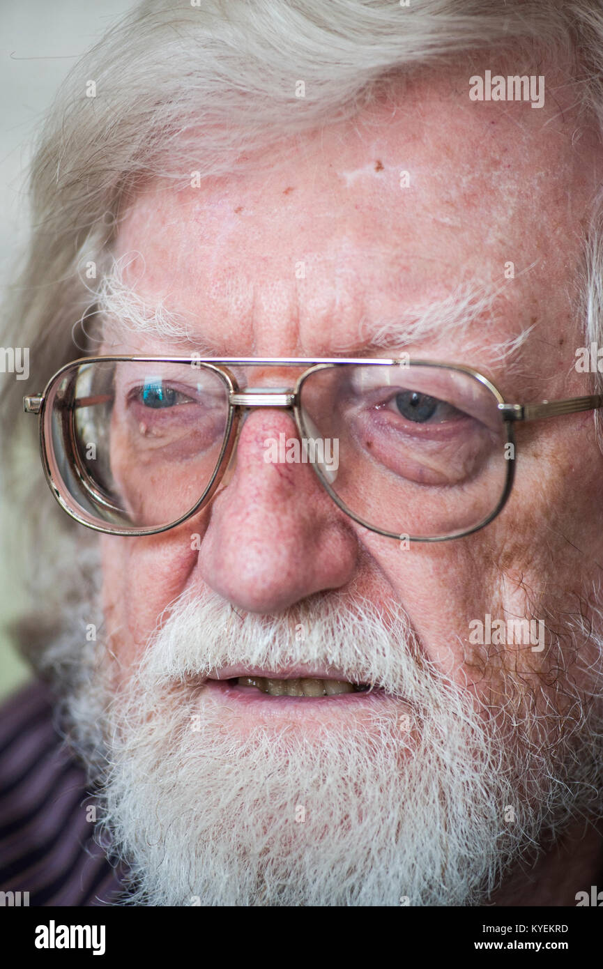 Dr. Joseph Hanlon - Journalist, Sozialwissenschaftler und Dozent an der Entwicklung Politik und Praxis an der Open University, Milton Keynes Stockfoto