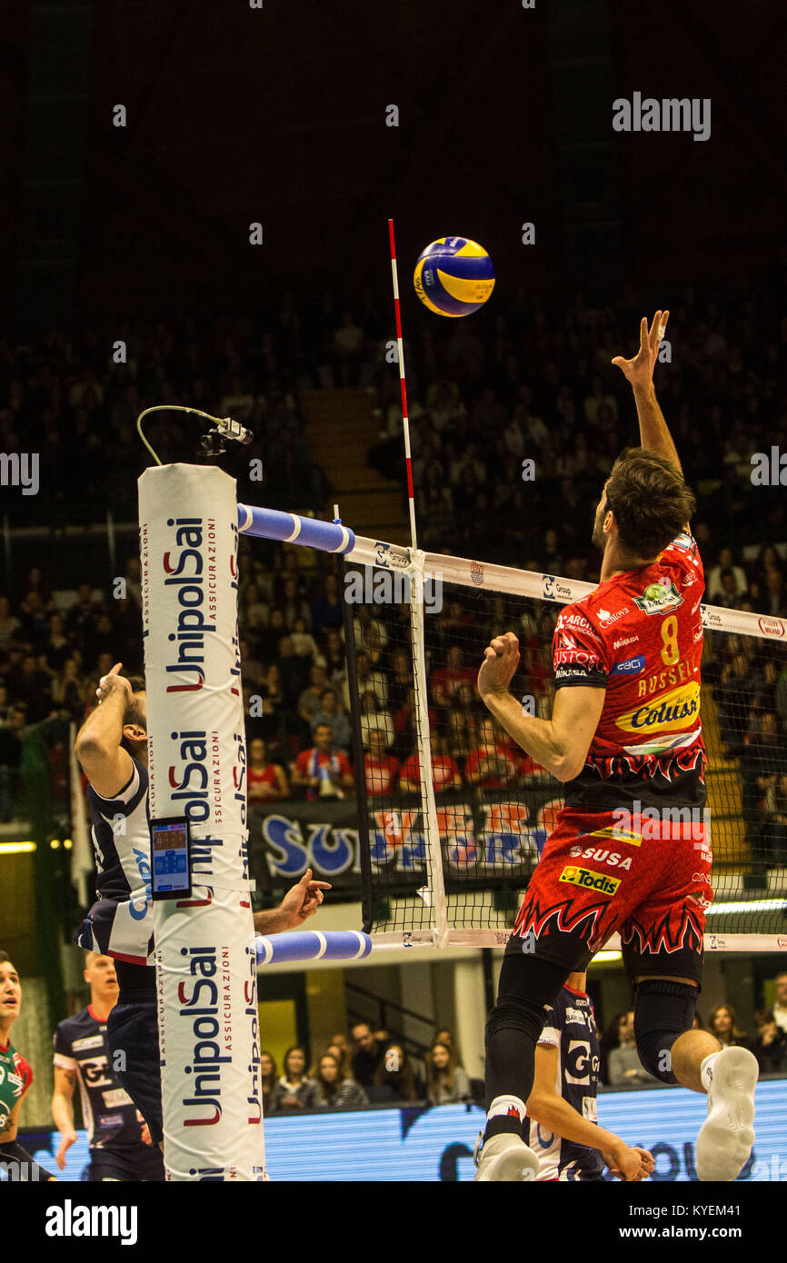 Aaron Russel #8 konkurriert während einer 1 Übereinstimmung zwischen Gi Group Monza v Sir Sicherheit Conad Perugia (Foto von Mairo Cinquetti/Pacific Press) Stockfoto