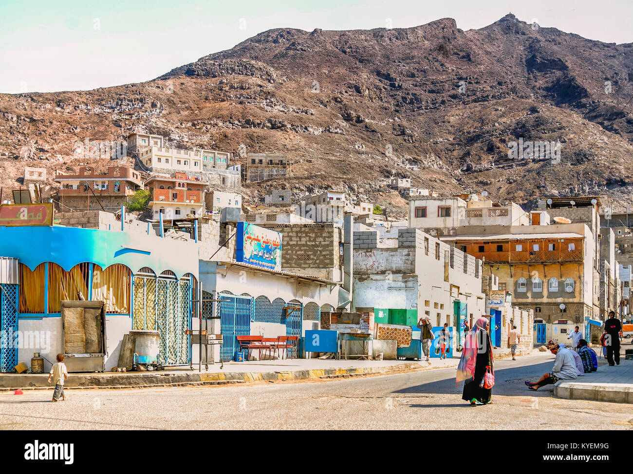 Einkaufsstraße in der Altstadt von Aden, Jemen Stockfoto