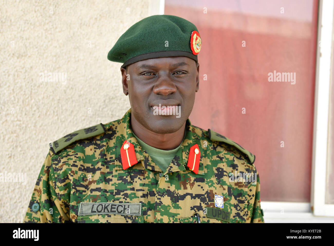 Foto von Brigadegeneral Paul Lokech, dem neu ernannten Kommandeur des ugandischen Kontingents unter der Mission der Afrikanischen Union in Somalia (AMISOM), am 19. Dezember 2017 im AMISOM-Hauptquartier Ugandas in Mogadischu (Somalia). Stockfoto