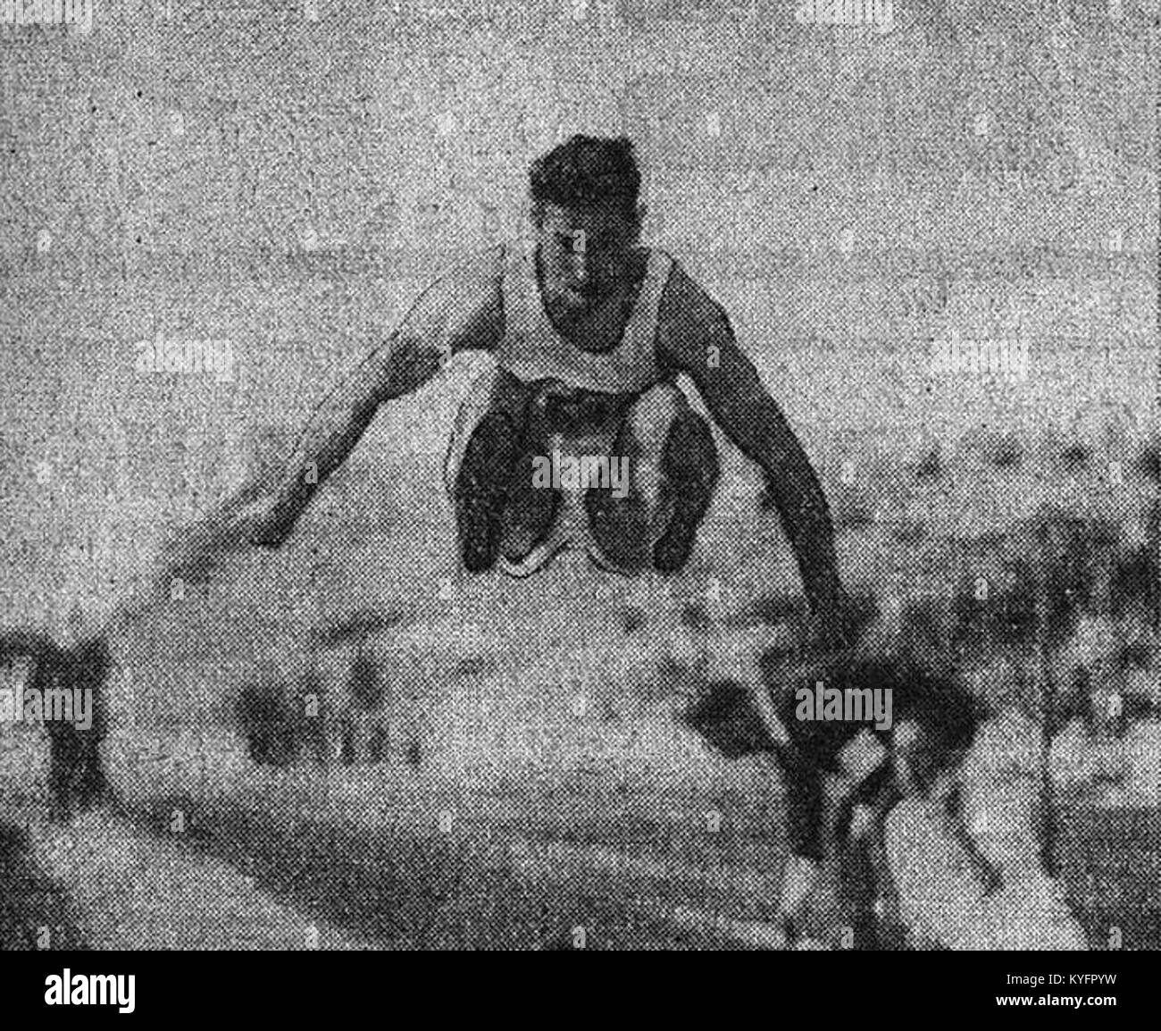 Wilhelm Leichum gewann den Weitsprung bei den Europameisterschaften 1938 und hob seine sportliche Leistung und seinen Beitrag zum europäischen Leichtathletik- und Feldsport hervor. Stockfoto