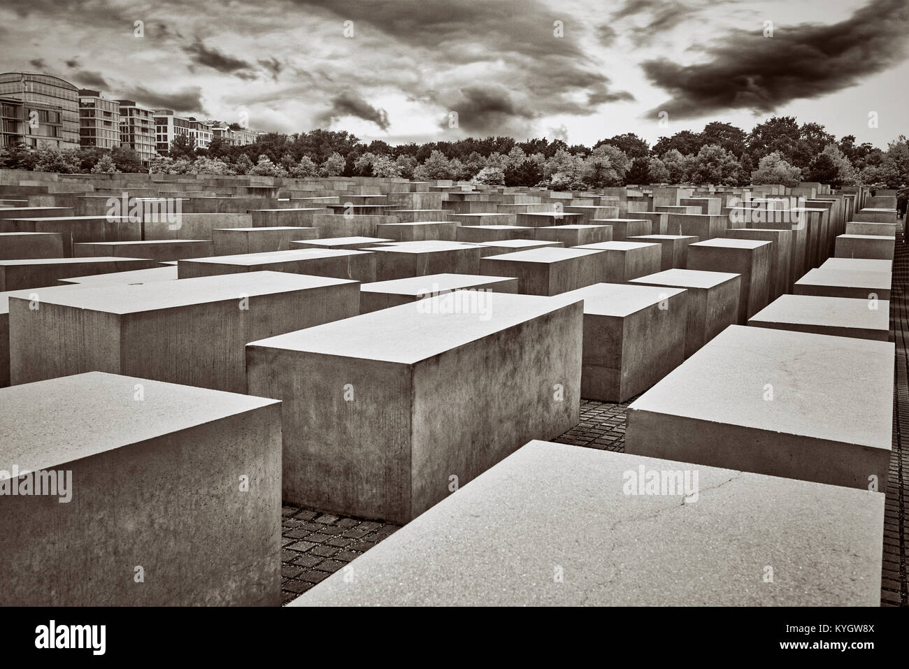 Berlin, Denkmal für die ermordeten Juden Europas, suggestive winterliche Atmosphäre Stockfoto