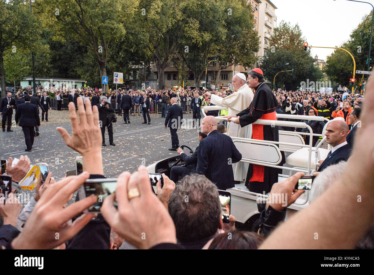 Papst Franziskus Pastoralbesuch in Florenz am 10. November 2015 Für den 5. Nationalen Kongress der Italienischen Bischofskonferenz Stockfoto