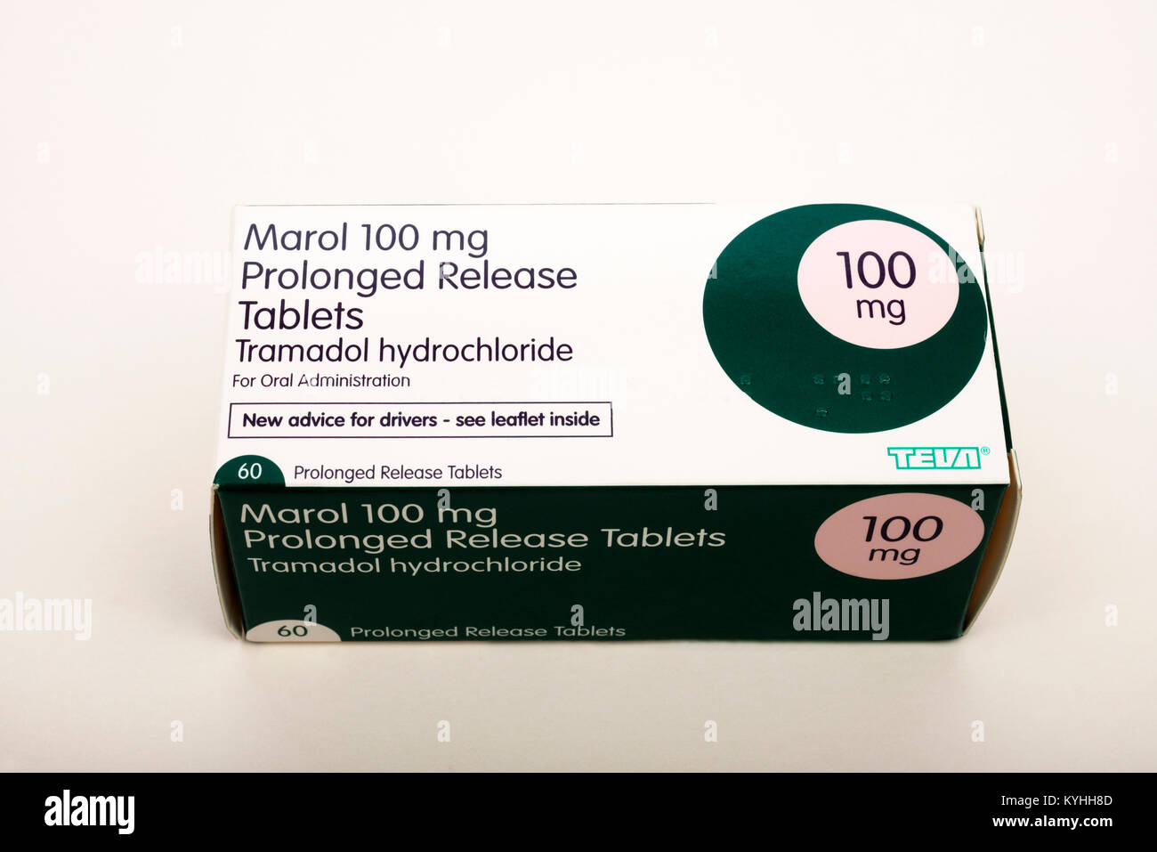 Marol 100 mg Tabletten lösen Stockfoto
