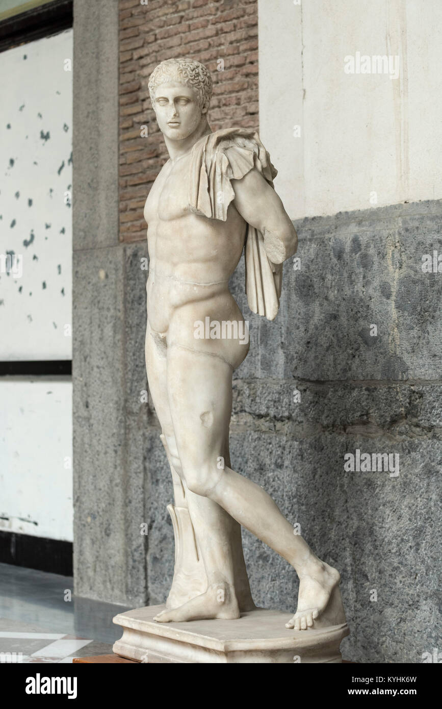 Neapel. Italien. Skulptur der griechische Held Diomedes von Cuma, römische Kopie eines griechischen Originals von Ca. 430 v. Chr., Attr. Auf den Bildhauer Kresilas. Stockfoto