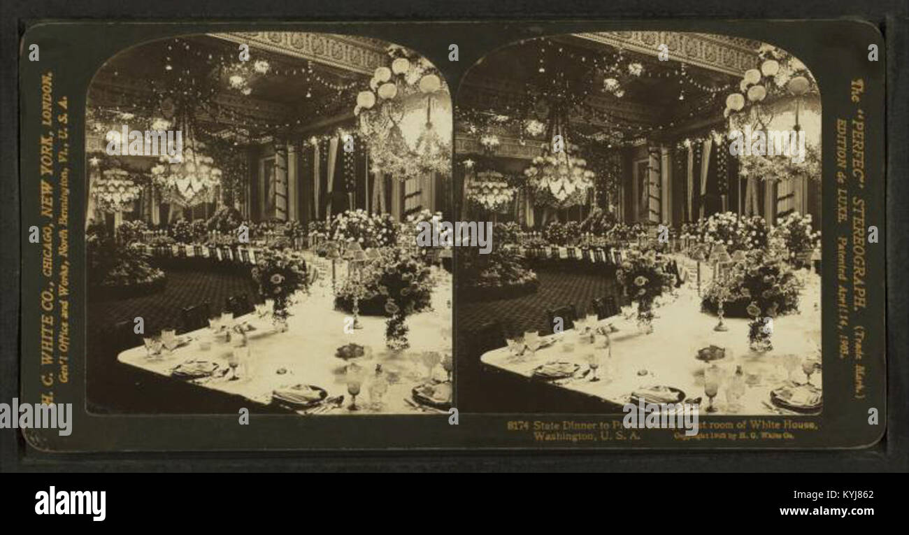 Eine stereoskopische Fotografie zeigt ein Staatsessen im östlichen Saal des Weißen Hauses zu Ehren von Prinz Heinrich von Preußen, das die diplomatischen Ereignisse des frühen 20. Jahrhunderts zeigt. Stockfoto