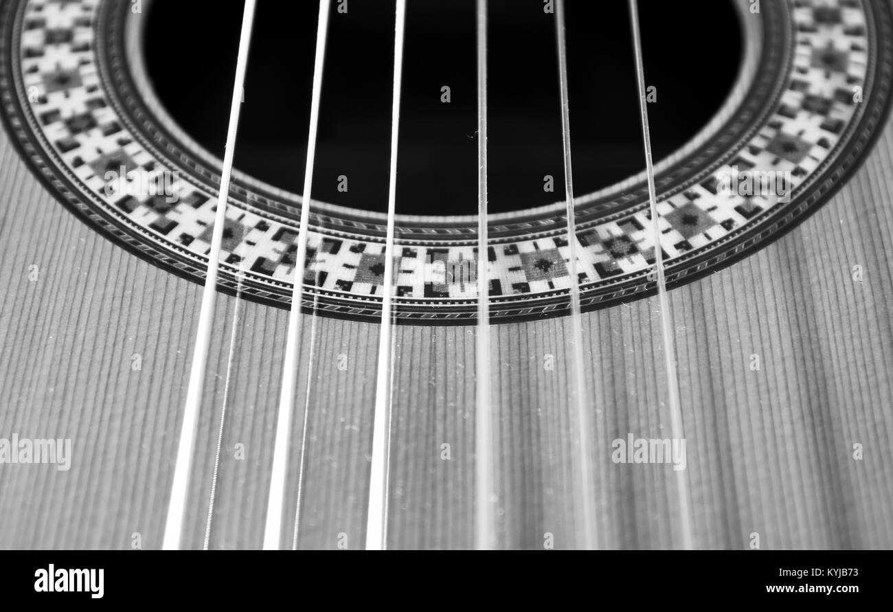 Klassische Gitarre: Strings und Rosette Stockfoto