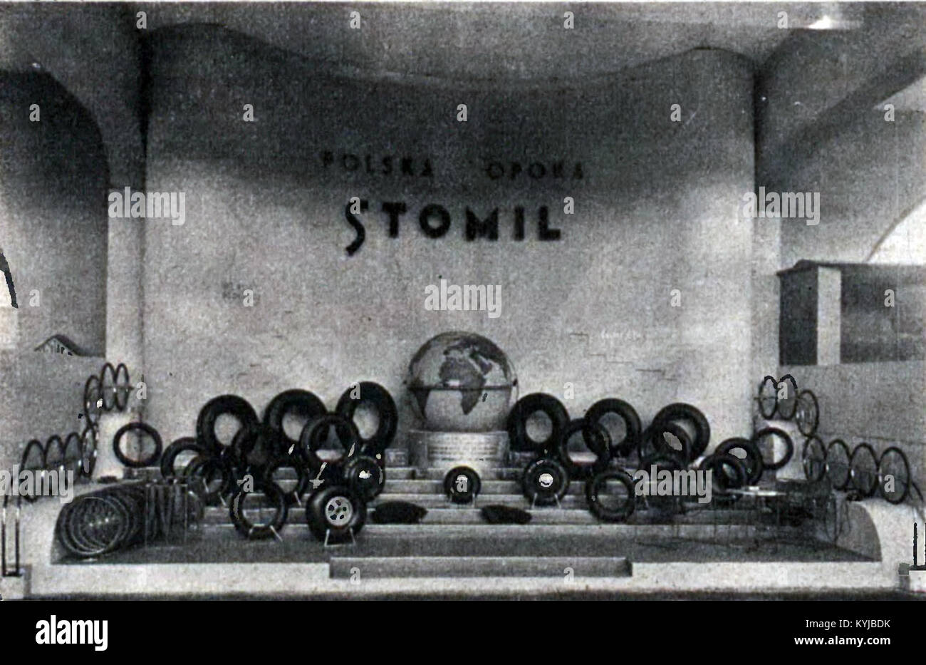 Stomil Poznan mit Sitz in Polen ist ein Unternehmen, das für seine industriellen Beiträge bekannt ist. Dieser Titel bezieht sich wahrscheinlich auf eine Veranstaltung oder Ausstellung auf der MTP (Internationale Messe Poznań), bei der ihre Produkte oder Innovationen vorgestellt werden. Stockfoto Stomil Poznan mit Sitz in Polen ist ein Unternehmen, das für seine industriellen Beiträge bekannt ist. Dieser Titel bezieht sich wahrscheinlich auf eine Veranstaltung oder Ausstellung auf der MTP (Internationale Messe Poznań), bei der ihre Produkte oder Innovationen vorgestellt werden. Stockfoto