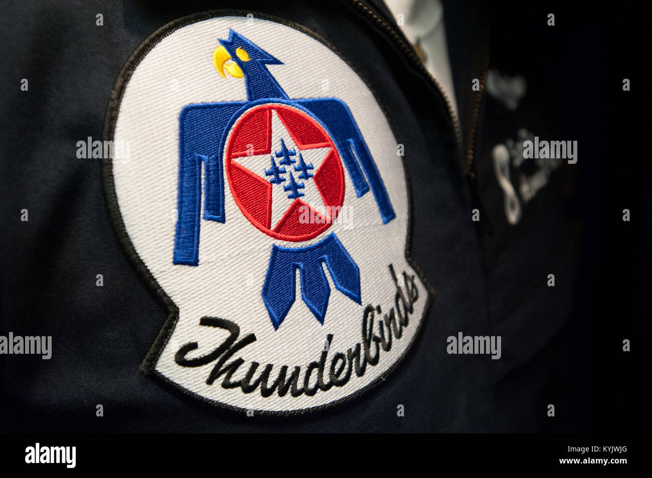 Die Thunderbirds sind die US-Luftwaffe premier Antenne demonstration Team. Sie werden das Festzelt Attraktion bei den Donner 2015 über Louisville air show, für den 18. April in Louisville, Ky geplant werden. (U.S. Air National Guard Foto von Maj. Dale Greer) Stockfoto
