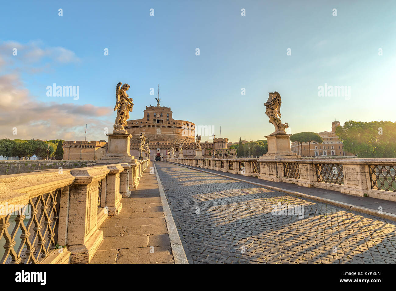Rom sunrise city Skyline bei Engelsburg und Tiber, Rom (Roma), Italien Stockfoto