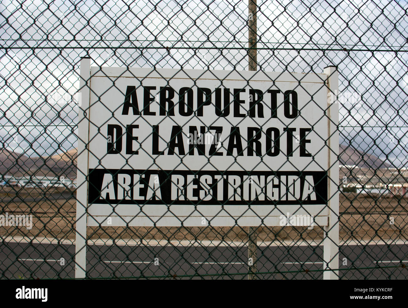 Eingeschränkter Bereich unterzeichnen, Flughafen Arrecife, Lanzarote, Kanarische Inseln, Spanien. Stockfoto