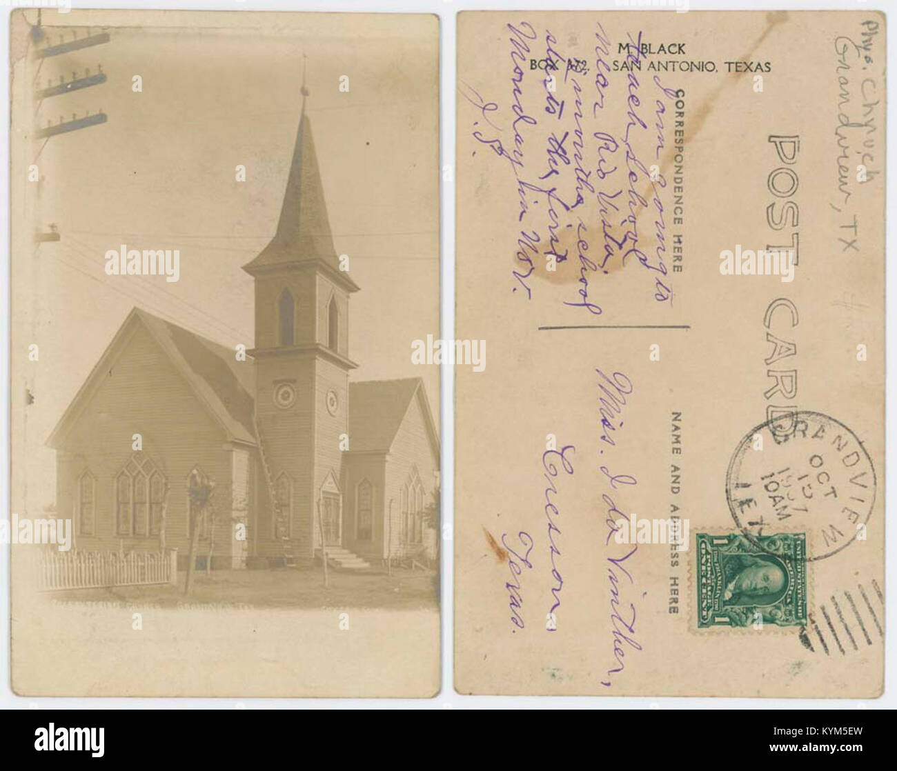 Ein historisches Bild einer presbyterianischen Kirche, aufgenommen als Teil der George W. Cook Collection, zeigt die architektonische und kulturelle Bedeutung des Gebäudes in Grandview, Texas. Stockfoto