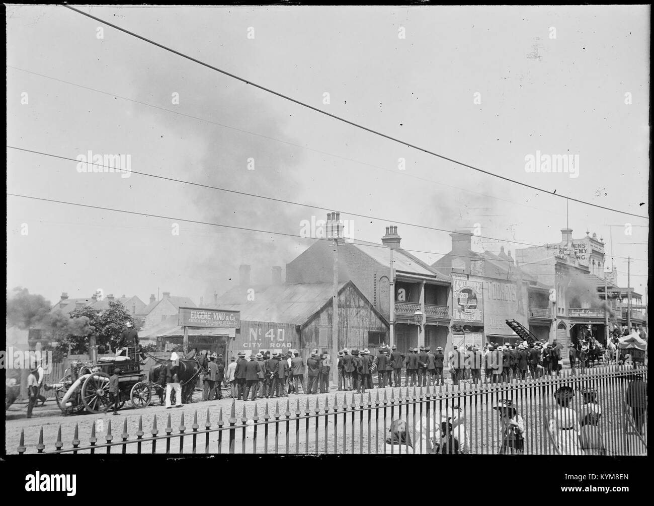 Eine Sammlung von Glasnegativen mit Bildern von Sydney und den Blue Mountains in Australien aus der Zeit um 1900, die historische Ausblicke auf diese berühmten Orte bieten. Stockfoto