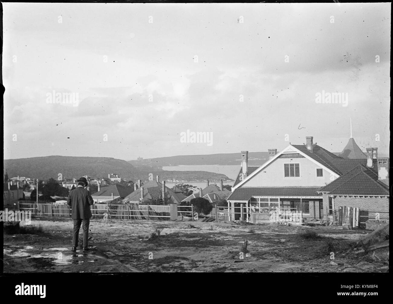 Glasnegative mit malerischem Blick auf Sydney und Blue Mountains, die die natürliche Schönheit der australischen Landschaft zwischen dem späten 19. Und frühen 20. Jahrhundert veranschaulichen. Stockfoto