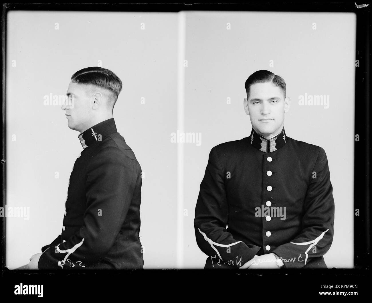 Ein historisches Foto mit der Bezeichnung „2011-2494“, das einen bedeutenden Moment oder ein Motiv darstellt, das in diesem archivierten Bild erfasst wurde. Stockfoto