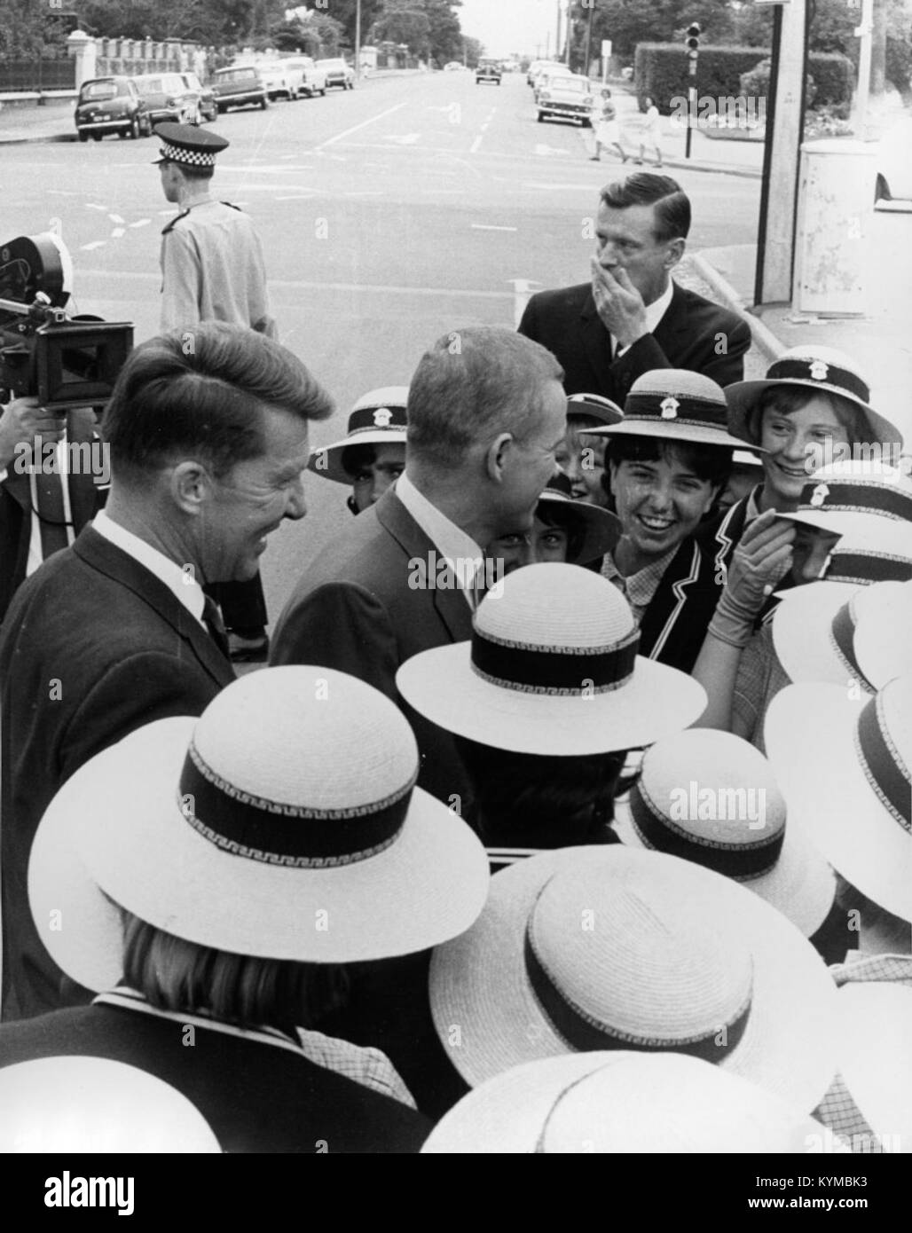 Ein Bild aus der Wally Schirra Kollektion, das Gegenstände und Erinnerungsstücke im Zusammenhang mit der Karriere des Astronauten zeigt. Stockfoto