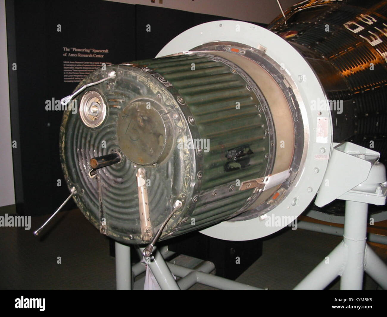 Ein Foto, das sich auf das Projekt Mercury bezieht und die frühen Bemühungen der US-Raumfahrtforschung zeigt. Das Bild fängt einen bedeutenden Moment in der Geschichte der amerikanischen Raumfahrt in den 1950er und 1960er Jahren ein Stockfoto