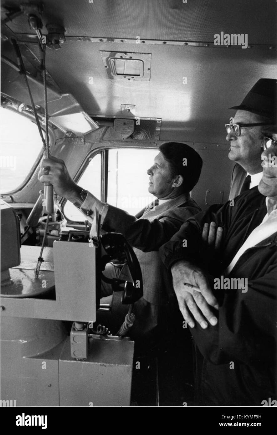 Ein historisches Bild aus der Wally Schirra-Kollektion, das Inhalte aus der Luft- und Raumfahrt enthält. Schirra war NASA-Astronautin und Teil der Mercury- und Gemini-Missionen. Stockfoto