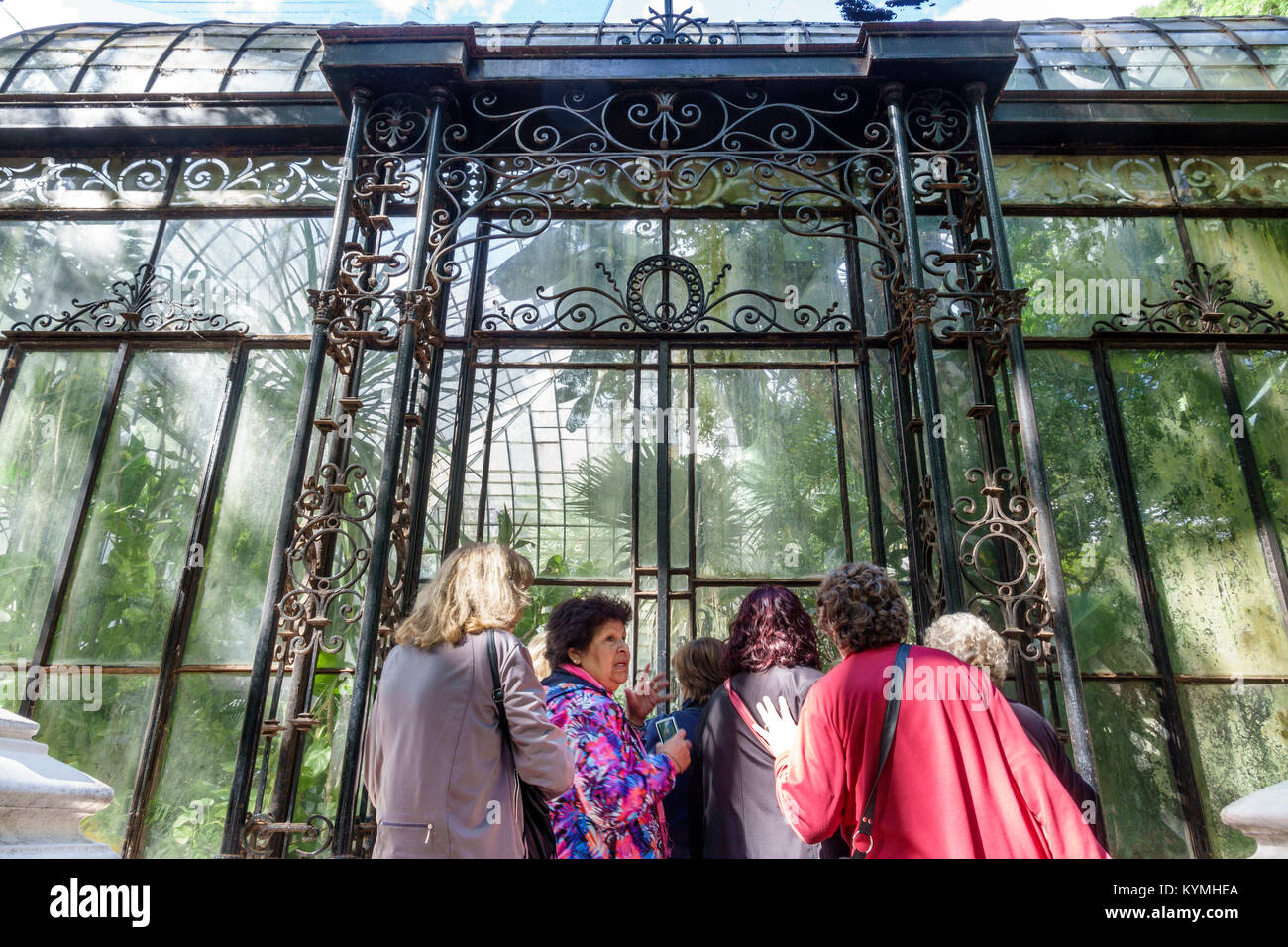 Buenos Aires Argentinien,Palermo,Park,Jardin Botanico Carlos Thays Botanischer Garten,Gewächshaus,Erwachsene Erwachsene Frau Frauen weibliche Dame,lateinisches Lateinamerikanisch Stockfoto