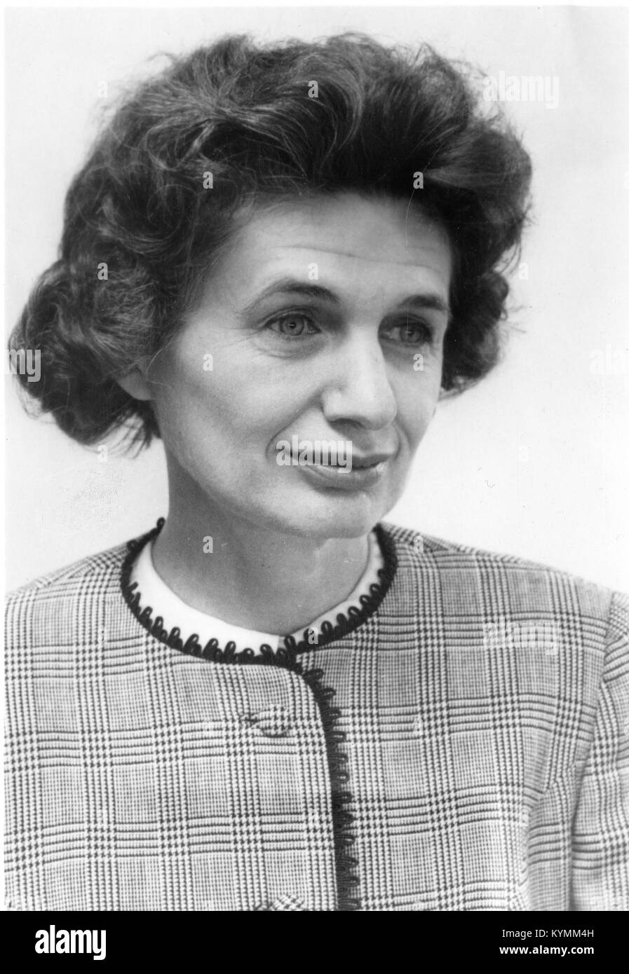 Eine Porträtfotografie von Selma Eleanore Snyderman, einer prominenten Persönlichkeit in Wissenschaft und Frauengeschichte. Das Bild wurde 2014 aufgenommen und ist Teil der Sammlung der Smithsonian Institution. Stockfoto