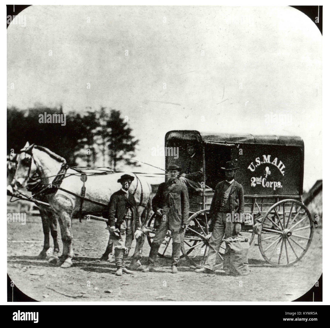 Ein Foto eines Postwagens der Union Army während des Bürgerkriegs, das das 2. Korps zeigt, das Post mit Pferdekutschen transportierte. Stockfoto