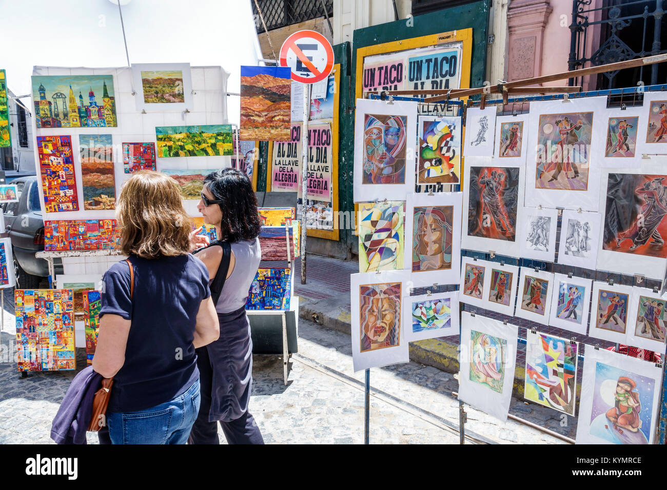 Buenos Aires Argentinien, San Telmo Plaza Dorrego, Kunstmesse, Verkäufer, Stände Stand Marktkauf, Markt, Shopping Shopper Shopper Shop Geschäfte BU Stockfoto