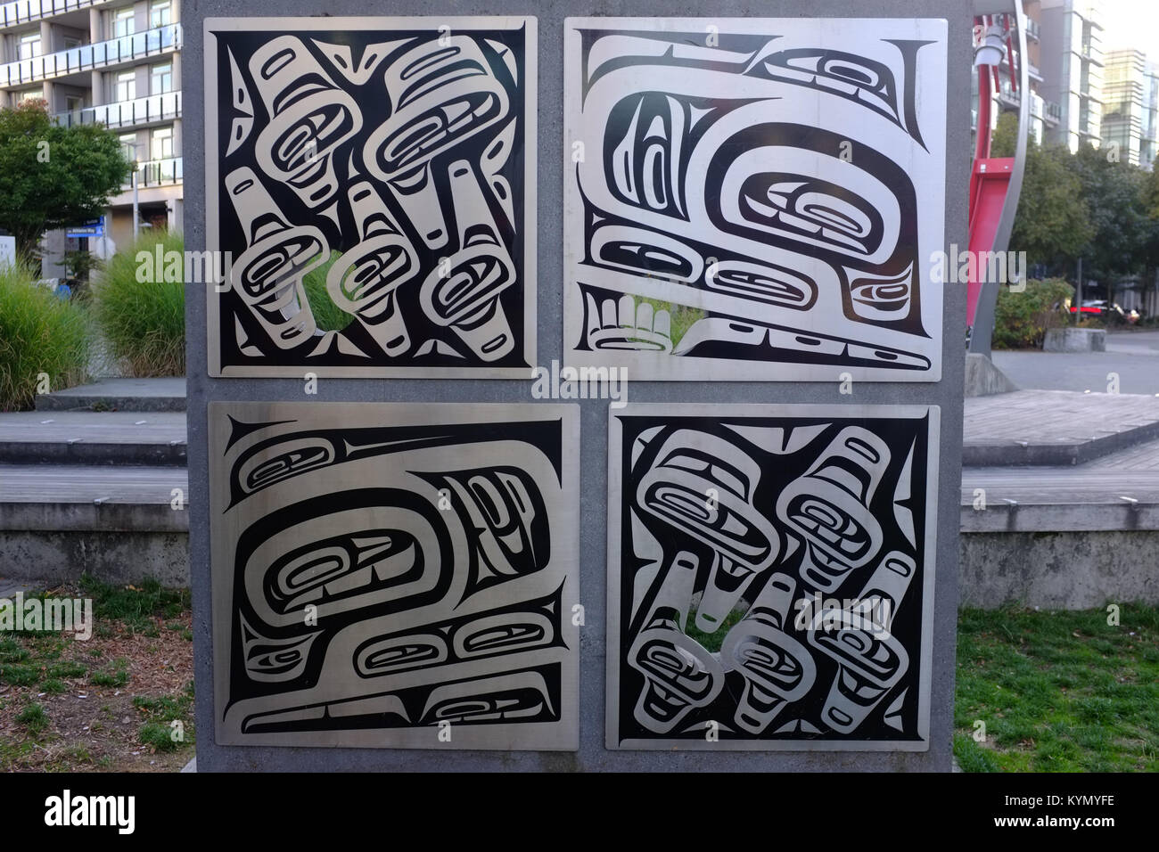 Eine Plakette der indigenen Kunst in Vancouver, Kanada. Stockfoto