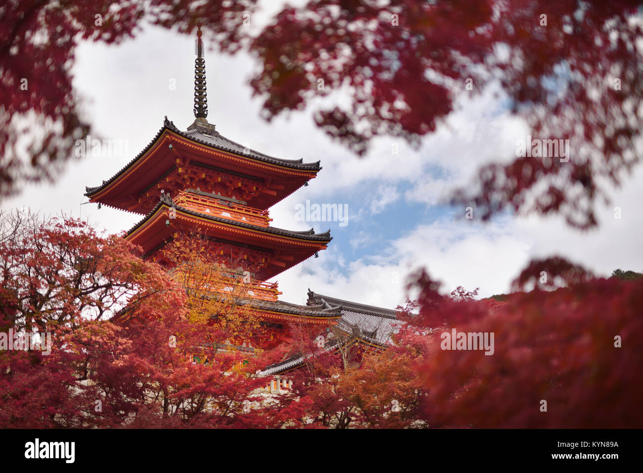 Lizenz und Drucke bei MaximImages.com - Kiyomizu-dera, Kyoto, Japan Reise Stock Foto Stockfoto