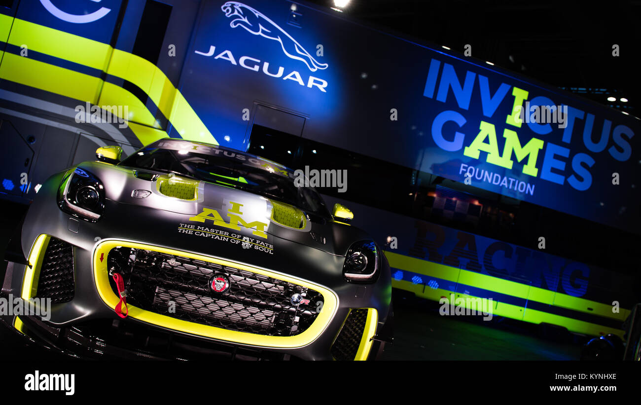 Mission Motorsport starten die Invictus Games Racing Team Jaguar F-Type auf der Autosport International Racing Car Show bei NEC Stockfoto