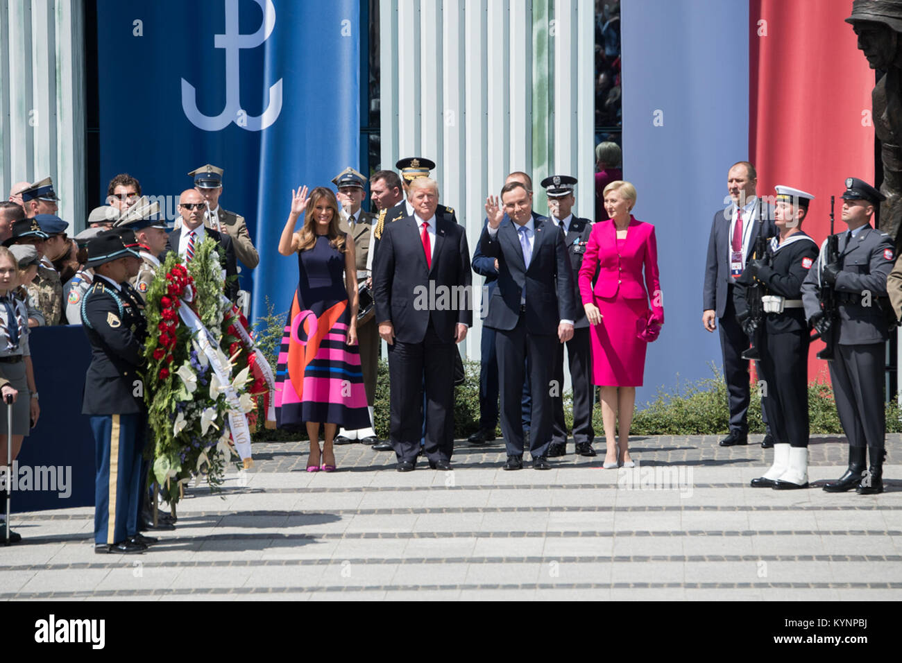 Präsident Donald J. Trump und First Lady Melania Trump besuchten Polen und trafen sich mit Präsident Andrzej Duda und First Lady Agata Kornhauser-Duda, um die Beziehungen zwischen den USA und Polen zu stärken. Stockfoto