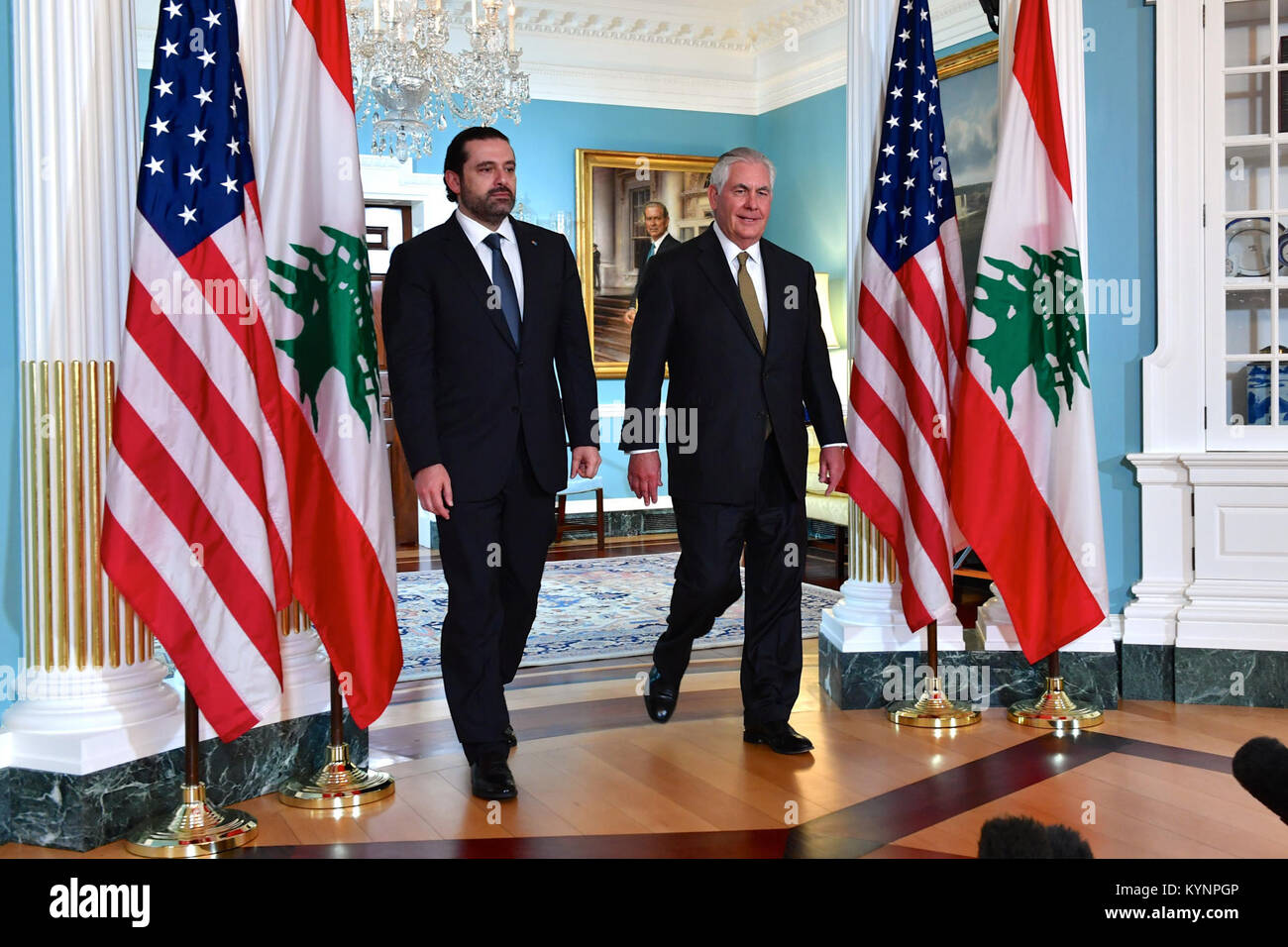 Us-Staatssekretär Rex Tillerson und libanesischen Ministerpräsidenten Saad Hariri vor Reportern vor ihrer bilateralen Sitzung des US-Außenministeriums, in Washington, D.C., am 26. Juli 2017. Sekretär Tillerson und libanesischen Premierminister Hariri Vorbereiten zum Adresse 35376275923 o Stockfoto