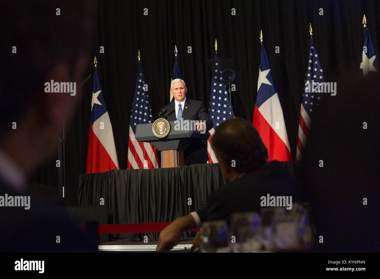 Am 16. August 2017 hielt Vizepräsident Mike Pence eine Rede in Chile, in der er sich auf die Förderung von Wohlstand und Wirtschaftswachstum in der westlichen Hemisphäre im Rahmen seiner Süd- und Mittelamerika-Tour konzentrierte. Stockfoto