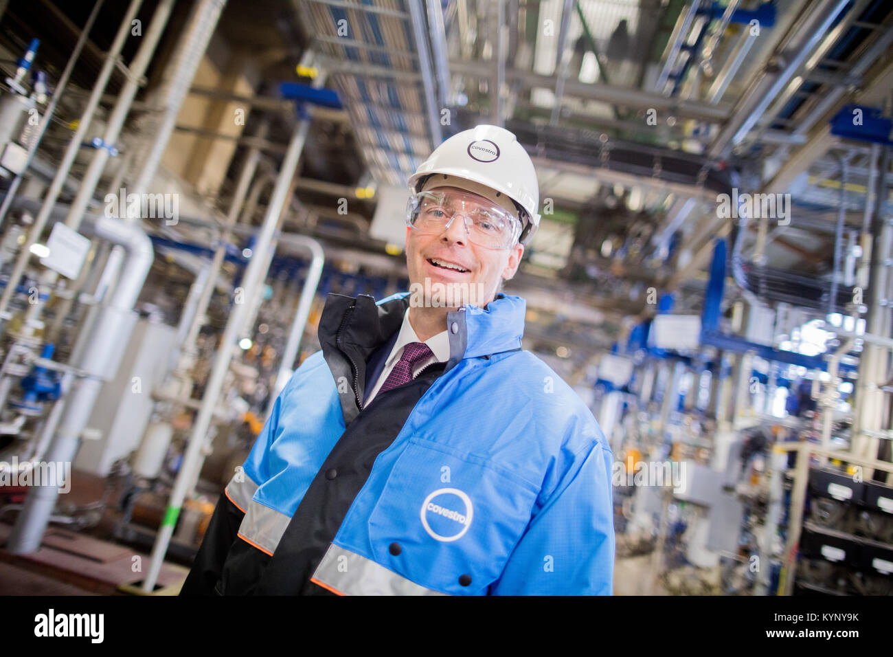 Markus Steilemann, der designierte CEO Covestro AG, steht im Chempark Dorfmargen in Köln, Deutschland, 14. Januar 2018. Foto: Rolf Vennenbernd/dpa Stockfoto