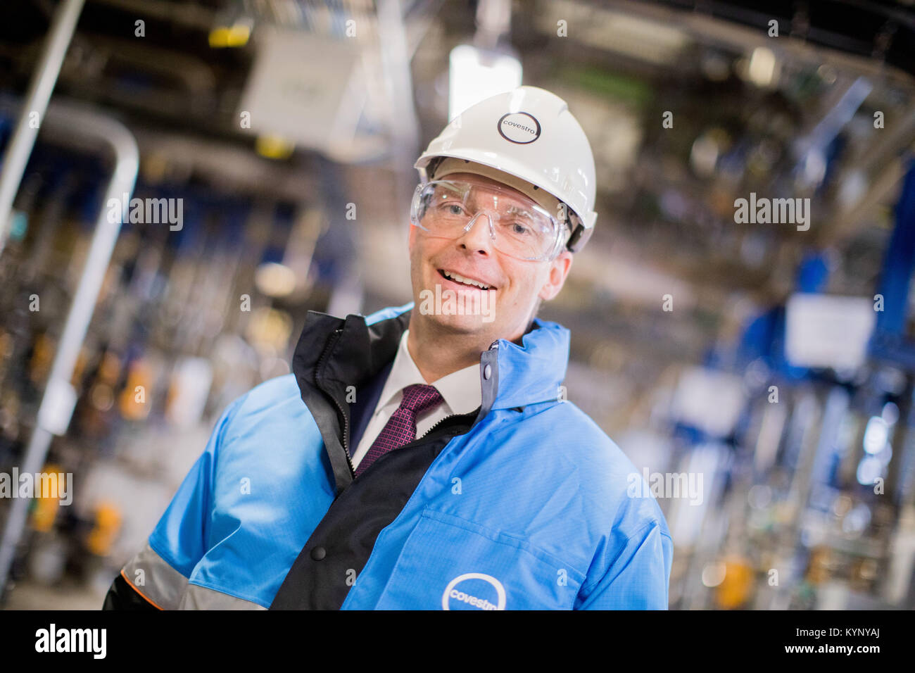 Markus Steilemann, der designierte CEO Covestro AG, steht im Chempark Dorfmargen in Köln, Deutschland, 14. Januar 2018. Foto: Rolf Vennenbernd/dpa Stockfoto