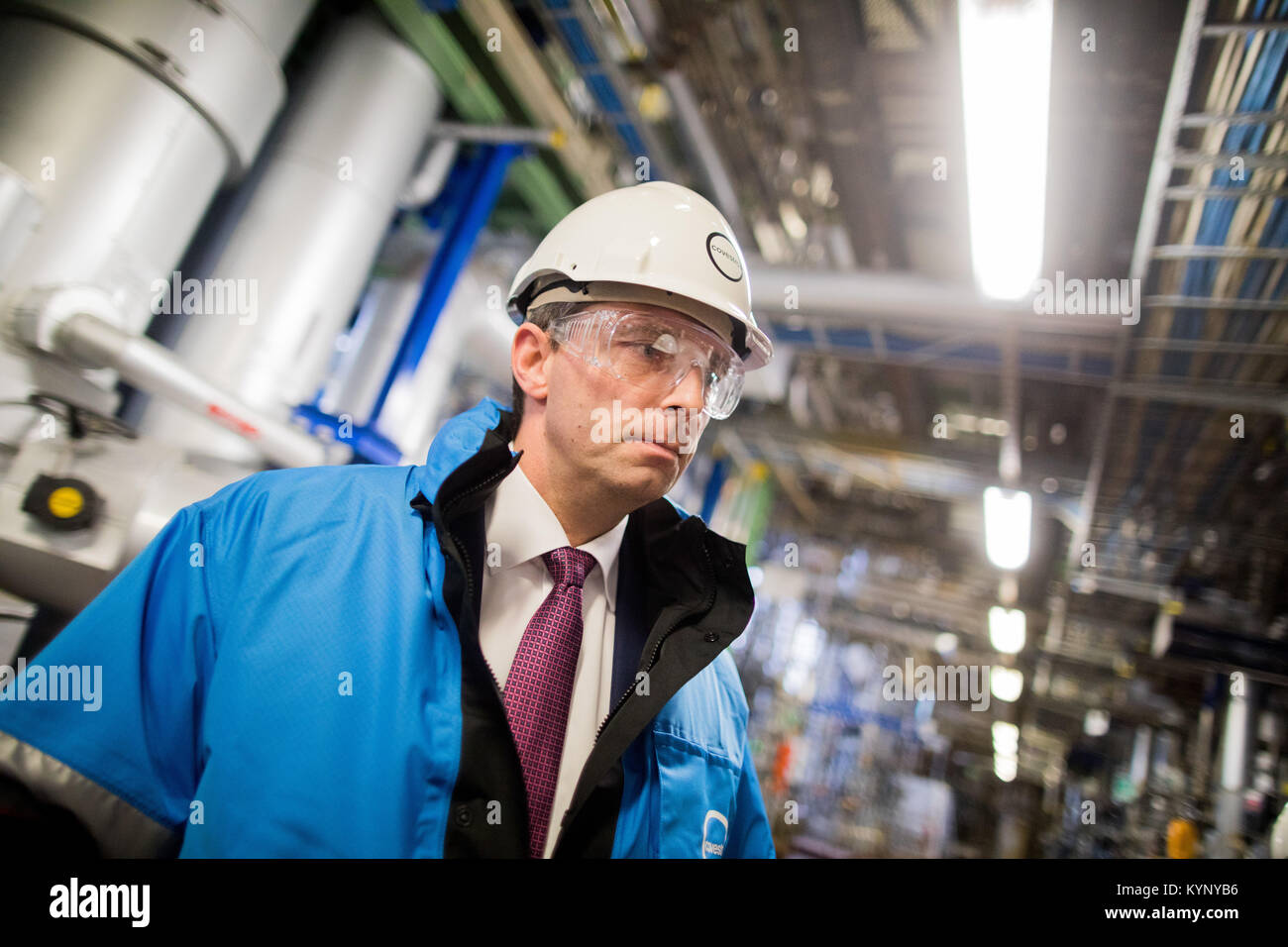 Markus Steilemann, der designierte CEO Covestro AG, steht im Chempark Dorfmargen in Köln, Deutschland, 14. Januar 2018. Foto: Rolf Vennenbernd/dpa Stockfoto