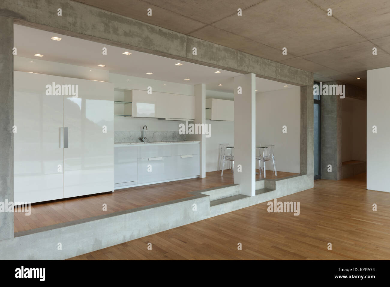 Interieur, modernen Küche der konkreten Wohnung, Parkettboden Stockfoto