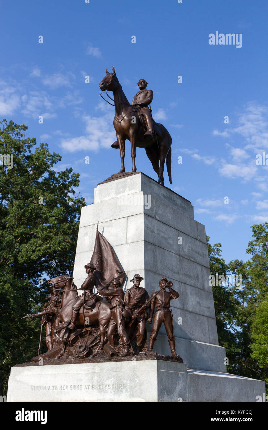 Die Virginia State Monument mit einer Bronzestatue von General Robert E. Lee auf seinem Pferd Traveller, Seminary Ridge, Gettysburg, Pennsylvannia, USA. Stockfoto