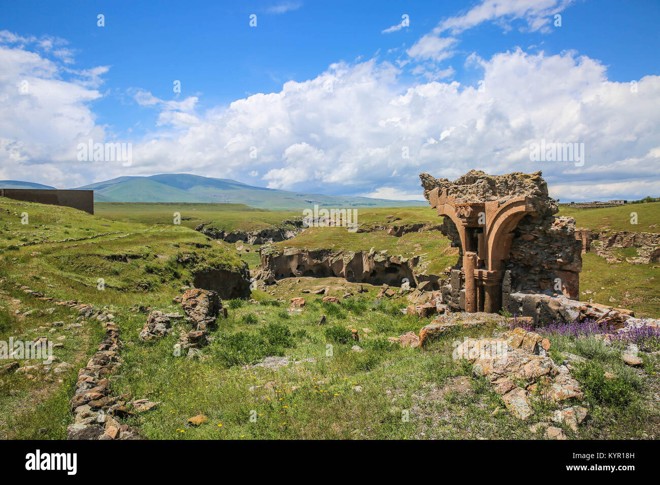 Ani ist einer zerstörten mittelalterlichen armenischen Stadt nun in der türkischen Provinz Kars gelegen, nahe der Grenze zu Armenien geschlossen. Stockfoto