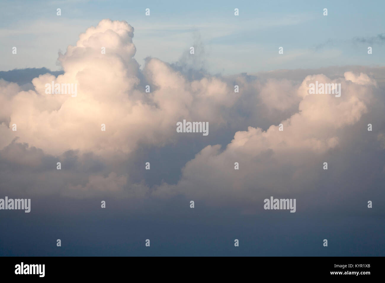 Weichen, flauschigen Karibik Wolken Stockfoto