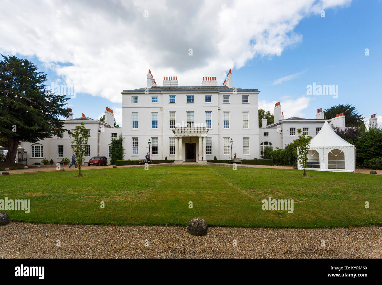 Frogmore House, Eintritt und Fahrt der legendären Royal Residence Landhaus Villa, ein herrschaftliches Haus auf dem Frogmore Estate, Windsor, Berkshire, Großbritannien Stockfoto