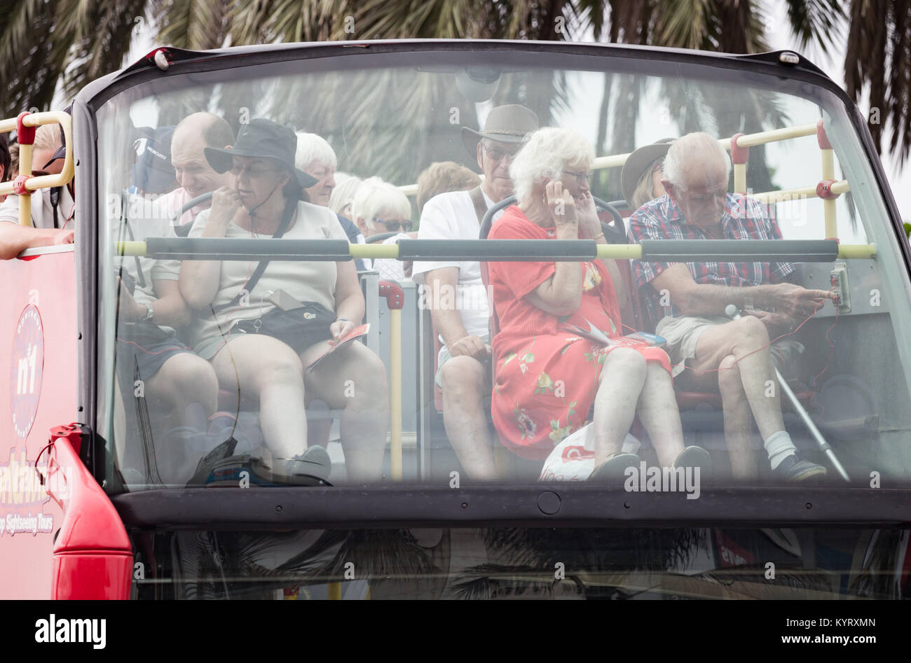 Britische Touristen auf City Sightseeing Bus in Las Palmas, der Hauptstadt von Gran Canaria, Kanarische Inseln, Spanien Stockfoto