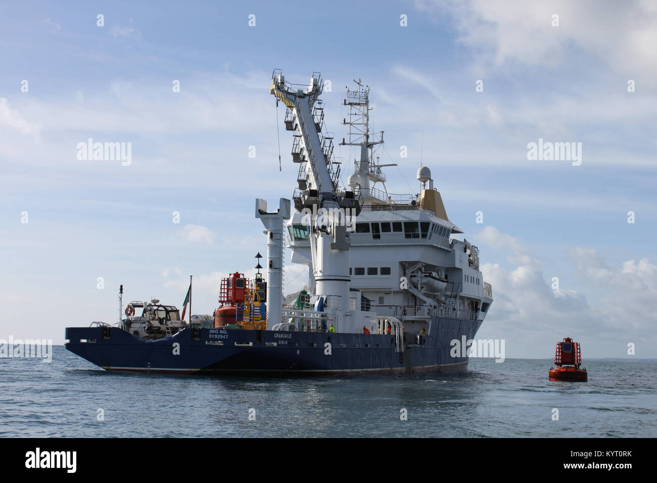 Irische leuchten service Schiff auf dem Atlantik, wilden Atlantik, Irland Stockfoto